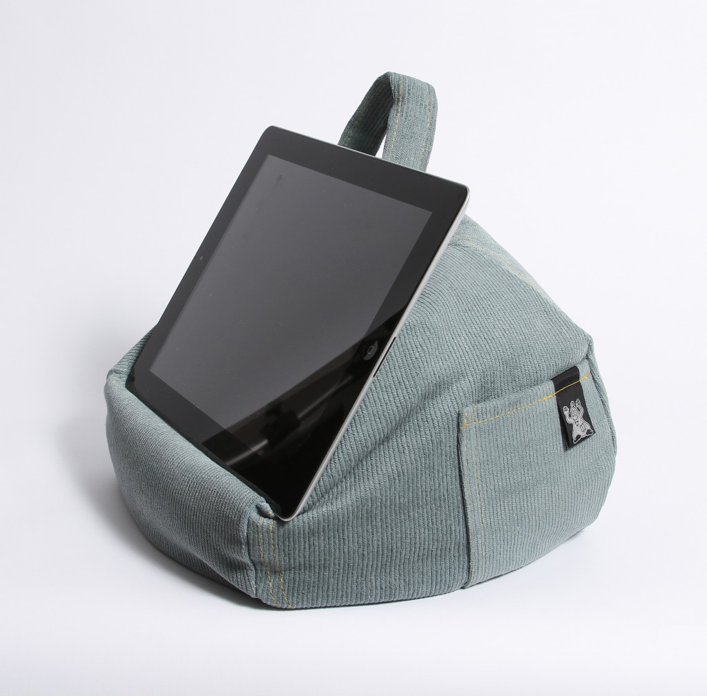 iBeani holds iPads, tablets and e-readers at the perfect angle on any surface
